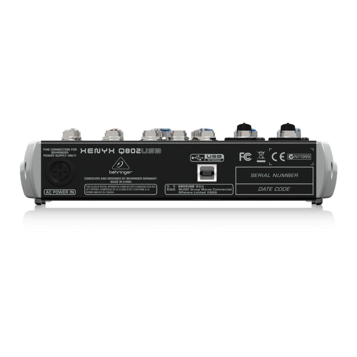 Mesa de Som Analógica 8 Canais Com USB Q-802 USB - Behringer
