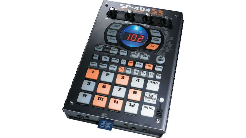 Roland SP-404SX Sampler de onda linear com efeitos DSP | Amazon.com.br