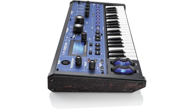 Sintetizador de 37 teclas Mininova - Novation | 3/8 - 32/37 Teclas