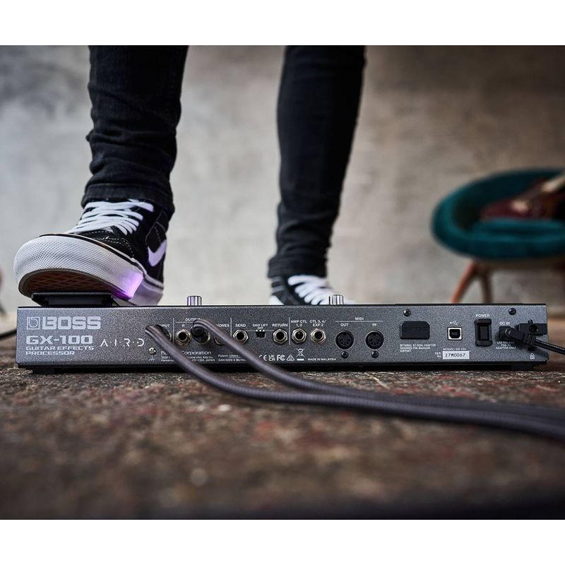 pedaleira-de-guitarra-multiefeitos-gx-100-boss-2