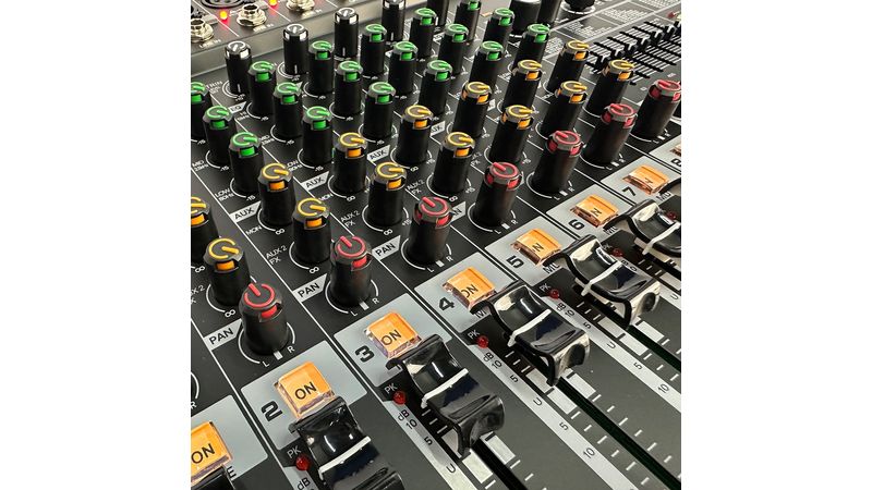 BLACKTUNERS。 2台セット 193386-800-450?v=