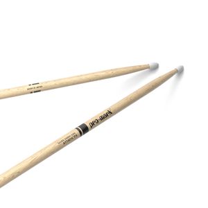 Baqueta Attack (Ataque) 7A Ponta Nylon (Par) ProMark Shira Kashi Oak PW7AN